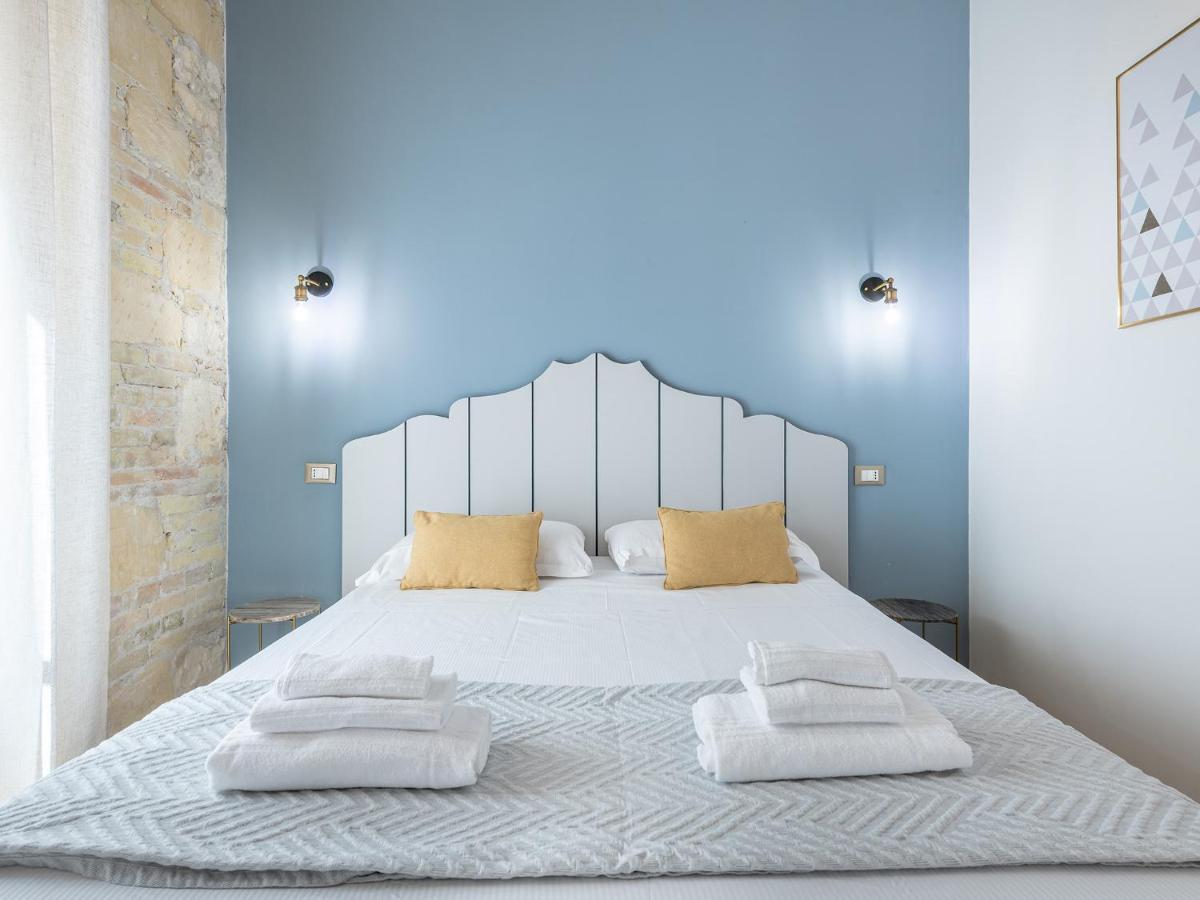Orma Design Rooms - Historic Centre 卡利亚里 外观 照片