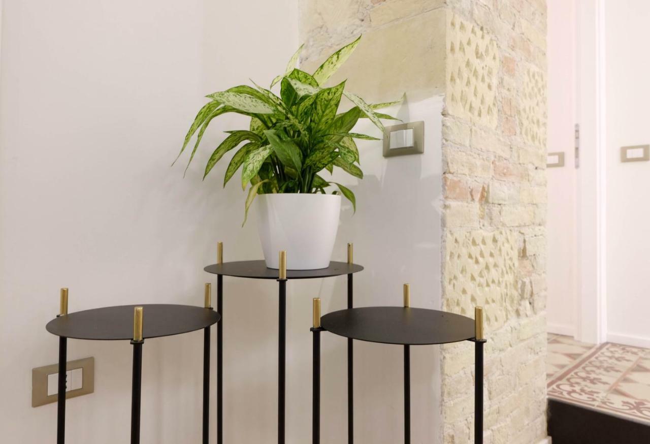 Orma Design Rooms - Historic Centre 卡利亚里 外观 照片