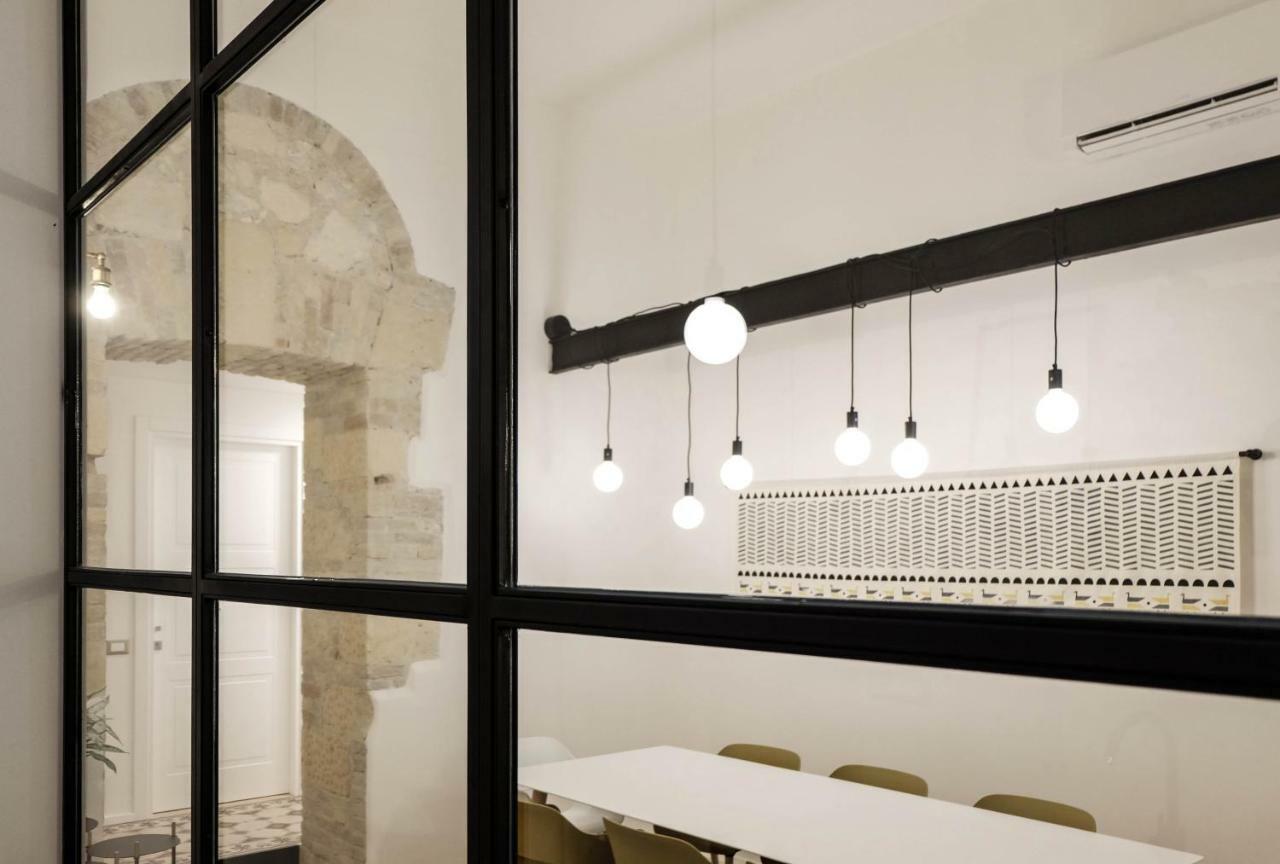 Orma Design Rooms - Historic Centre 卡利亚里 外观 照片